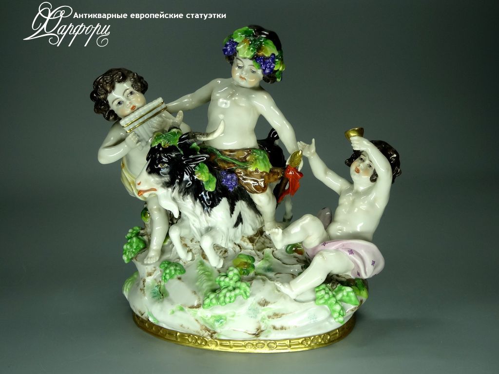 Купить фарфоровую статуэтку Kister Alsbach Юный Бахус с друзьями